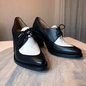 Office of Angela Scott Mrs. Bianca Wingtip Pump Black White Heels Women's Sz 8.5